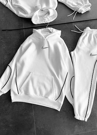Спортивный костюм nike