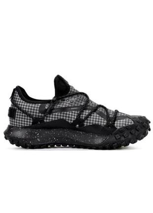 Nike acg mountain fly low gore-tex black