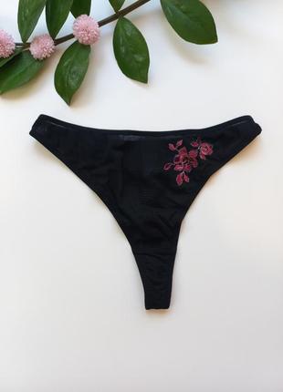 Трусики сеточка с вышивкой распродаж