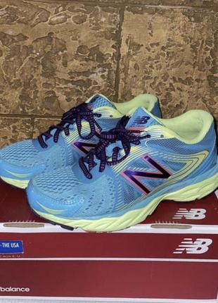 Кросівки new balance , оригінал, замовлені на офіційному сайті, на ніжку 36,5-37р в ідеальному стані