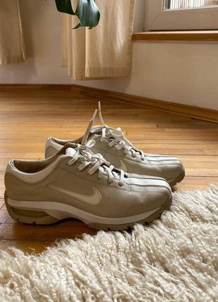 Винтажные кожаные кроссовки nike