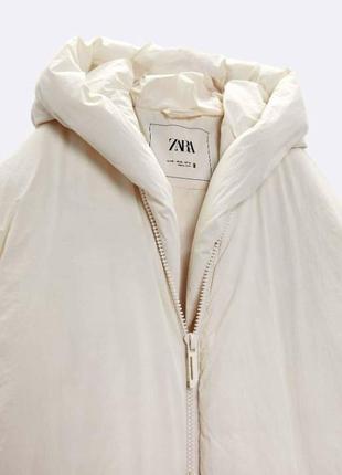 Пуховик длинный zara бело-молочный м р4 фото