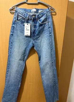 Джинсы с высокой посадкой zara
