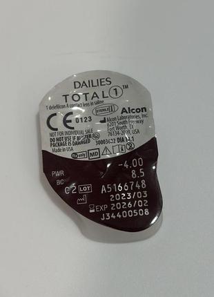 Контактні лінзи dailies total1 -4.002 фото