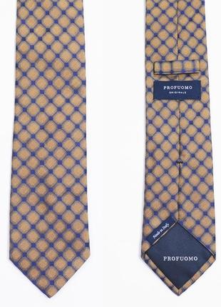 Картата краватка profuomo