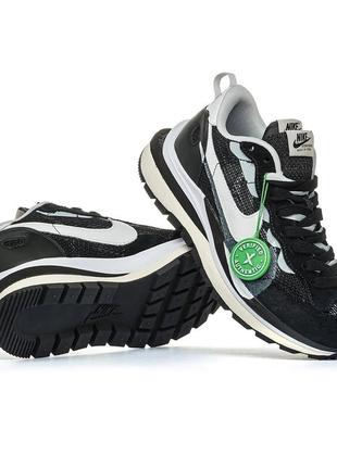 👟nike vaporwaffle sacai black white