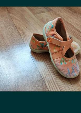 Тапочки 25 точек 25