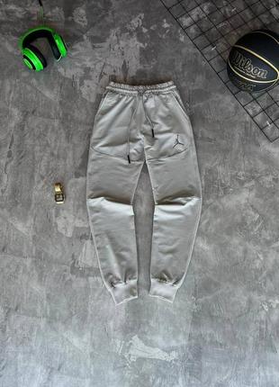 Спортивные штаны4 фото