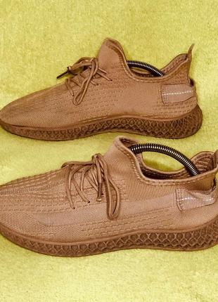 Кроссовки дышащие летние легкие