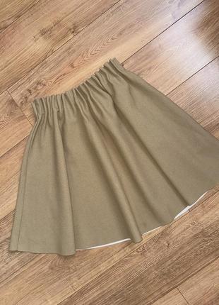 Короткая юбка zara на резинке цвета хаки s
