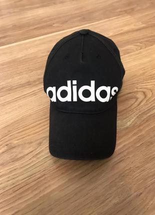 Бейсболка adidas