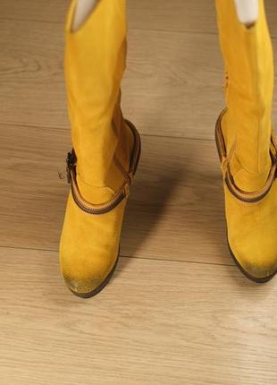 Стилизованные под потертость сапоги на каблуках lekka4 фото