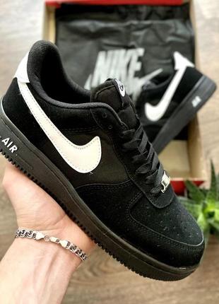 Чоловічі кросівки nike 40