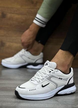 Чоловічі кросівки nike 40