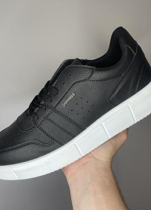 Мужские кроссовки carrano 43