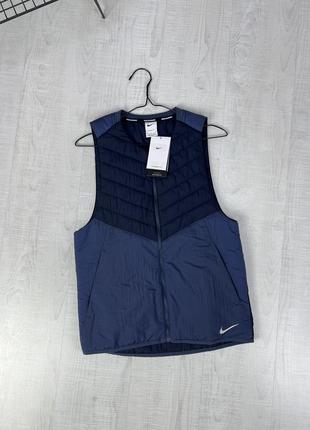 Жилетка nike aerolayer repel hooded running vest