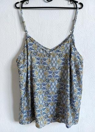 Гарна майка топ на тонких бретелях