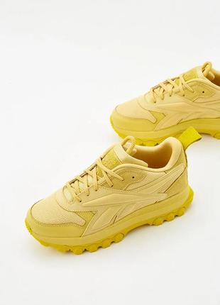 Замшевые женские кроссовки reebok classic leather cardi girls' preschool 36-37 размер