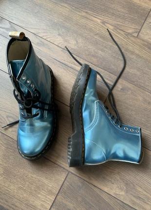 Женские ботинки dr. martens