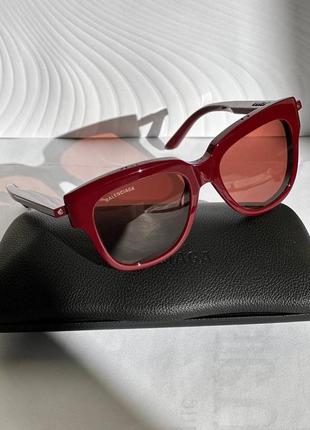 Balenciaga новые очки.