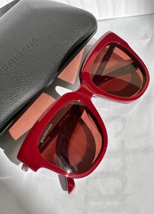 Balenciaga новые очки.