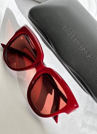 Balenciaga новые очки.