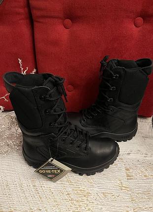 Шкіряні фірмові черевики ессо gore-tex 39р.