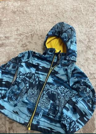 Курточка lessie!