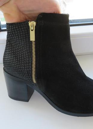 Сапоги женские черные carvela by kurt geiger. размер 39( 25,5 см)