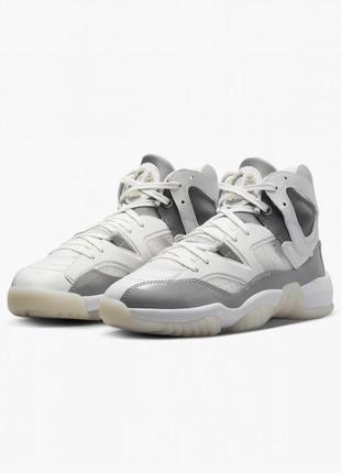 Кроссовки женские turquoise nike jumpman two trey white dr9631-002