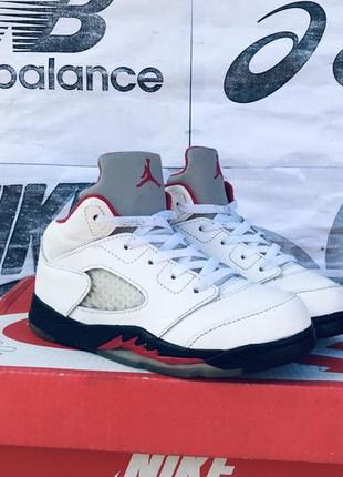 Кросівки nike air jordan 5 retro баскетбольні шкіряні черевики