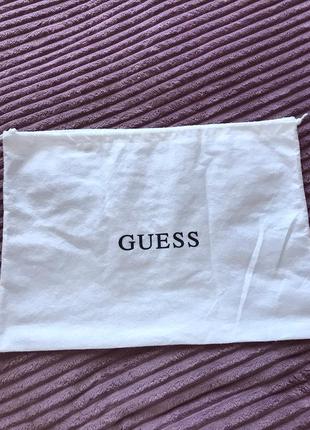 Пильник для сумки guess ( розмір 35 * 50 см)