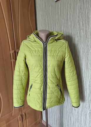 Куртка осінь