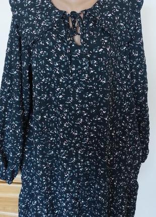 Шикарна сукня