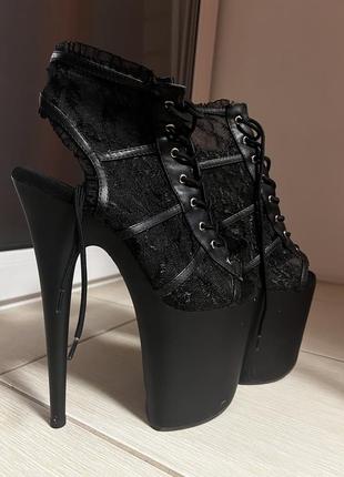 Стрипы pleaser, р.38