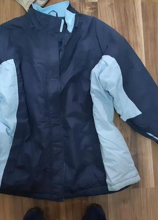 Куртка женская.