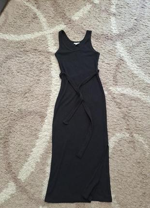 Трикотажное платье миди