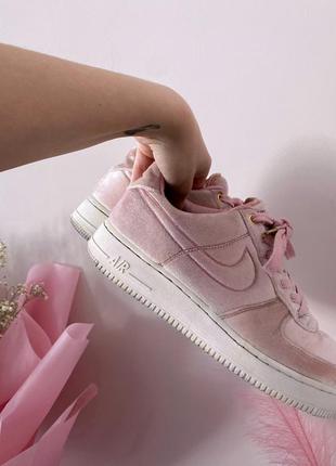 Кроссовки оригинал nike air force low'07 premium'pink velour', розовые8 фото