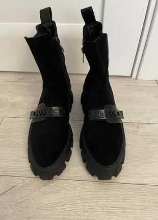 Ботинки женские