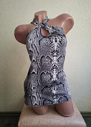 Брендовый топ с горловиной. футболка американка. рептилия, змея.