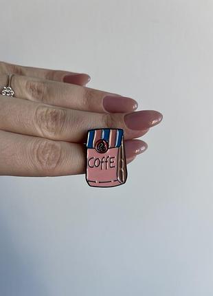 Металевий пін значок coffee мішечок кави