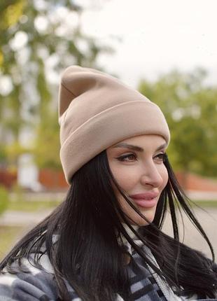 Жіноча зимова шапка на флісі