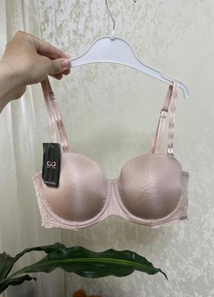 Бюстгальтер балконет від бренду hunkemoller