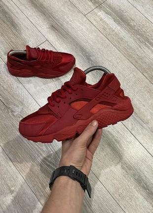 Жіночі кросівки nike air huarache 38.5 р.