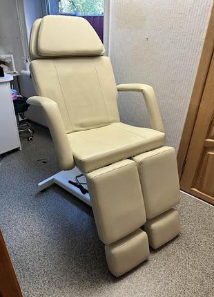 Педикюрне крісло-кушетка мод. 235 з гідравлічним регулюванням висоти