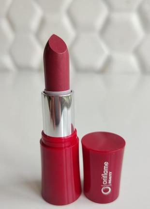 Помада для губ от орифлейм oriflame beauty  14749 berry jacquard