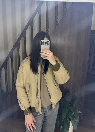 Куртка зара zara xs - s бежева бомбер