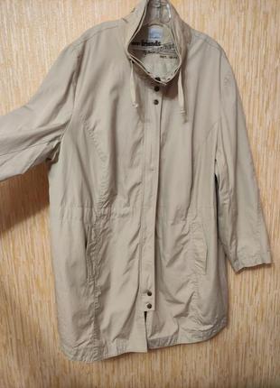 Жіноча легка котонова куртка тренч парка батал на р.64-66