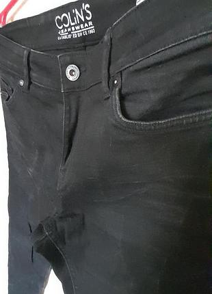 Джинси чорного кольору