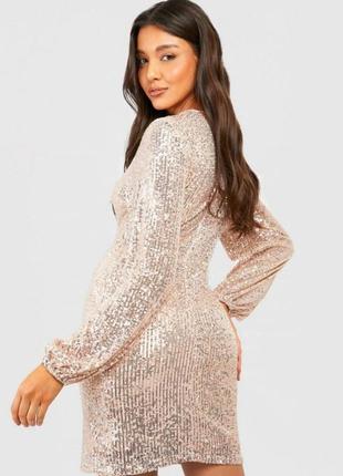 Облегающие мини платье декорироное пайетками